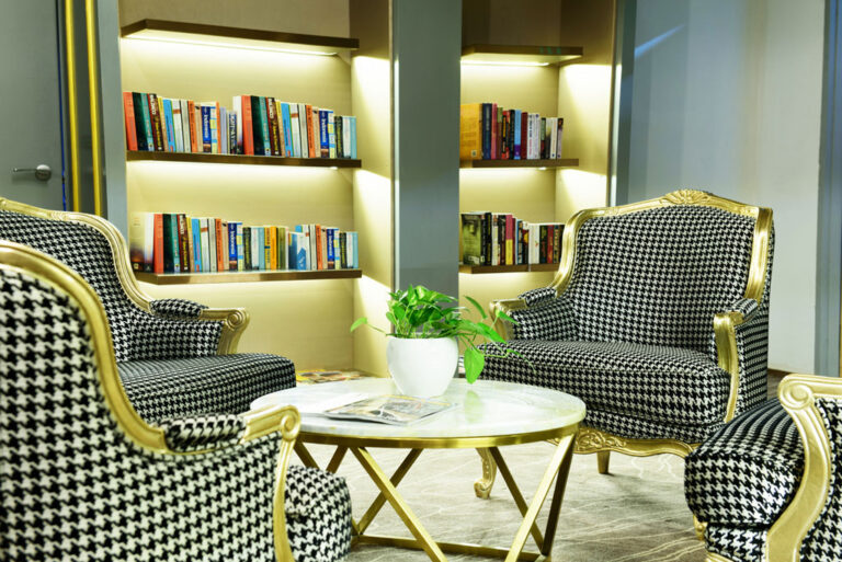 cosmo-lobby-lounge-reading-area-enlarge